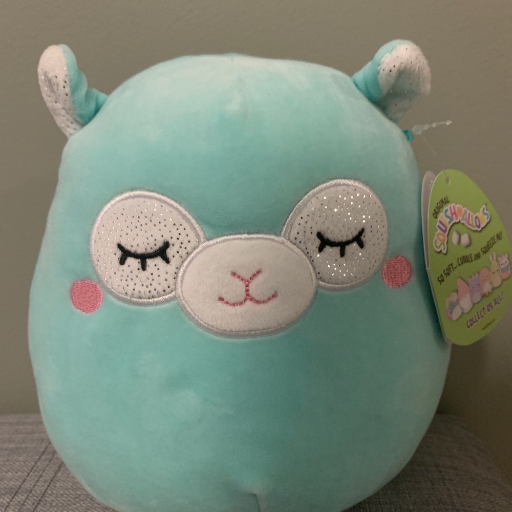 Miley Llama Squishmallow